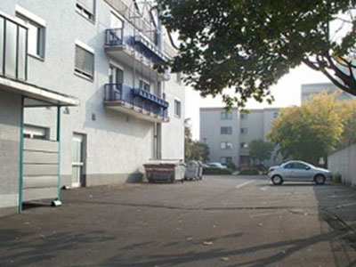 Einkaufszentrum bei Hofheim a.Ts.